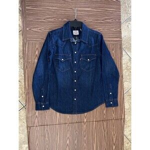Levi's Women's Long Sleeve The Ultimate Western Button Down Shirt Color Blue